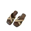 Sandalias de Ratán para Mujer 2026 Nuevo Verano Estilo Francés Romano Versátiles Planas de Tacón Grueso Cómodas para Uso al Aire Libre