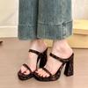 2026 Sandalias Cómodas Versátiles Elegantes de Punta Cuadrada con Correa Única Plataforma Tacón Grueso para Mujer Verano Estilo Coreano Sandalias de Tacón Alto para Mujer