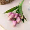 Flores de seda artificial, follaje falso y flores simuladas: un juego de 7 tulipanes pequeños, perfectos para decoraciones de bodas, accesorios de fotografía y arreglos florales de interior