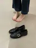 Sapatos Femininos de Couro 2026 Primavera e Outono Novos Estilo Britânico Retro Versátil Sapatos Loafer Slip-On de Solado Grosso