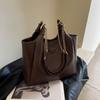 Bolsa de Mão Casual Vintage para Mulheres 2026 Nova Tendência Outono e Inverno Bolsa Tote Versátil Bolsa de Ombro com Elementos da Moda