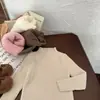 Suéter de cuello alto medio para niñas, invierno 2023, nuevo, grueso, de terciopelo coreano, suave, con parte inferior glutinosa, suéter para niños que combina con todo