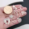 Set Mixto de 20 Accesorios para Joyería DIY de Aleación Plateada Brillante: Etiquetas en Forma de Corazón, Dijes para Pulseras, Colgantes para Collares de Amor y Adornos Colgantes