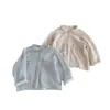 Camisa de Rayas Verticales Estilo Coreano para Niños Primavera/Verano 2026 Camisa Básica de Manga Larga para Bebés y Niños Pequeños Top de Bebé con Cuello Estilo Japonés