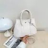 Bolsa Simples Estilo Coreano Feminina Outono/Inverno 2026 Nova Moda Cor Sólida Bolsa de Ombro Único Design de Nicho Bolsa Transversal Feminina