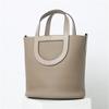 Bolsa Cesta de Couro Bovino de Primeira Camada, Nova Moda Bolsa Balde Nariz de Porco em Couro Macio, Bolsa de Ombro Único para Mulheres, Versátil