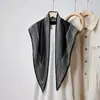Cinturón Triangular de Sarga para la Cintura Primavera, Verano, Otoño Bufanda de Seda Coreana Retro para la Cabeza para Mujeres Bufanda Triangular Delgada con Patrones Florales de Plantas
