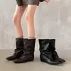 Botas de Tobillo de Piel de Vaca con Tacón de Cuña de 5 cm y Punta Cuadrada, Nuevas para Otoño/Invierno 2026, Moda Oculta para Aumentar la Altura, Botas de Mujer con Pliegues de Moda, Negro Marrón