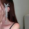 Grampo de cabelo de borboleta de luxo leve com borla lateral de strass de alta qualidade, grampo de cabelo longo, brincos falsos, design de nicho personalizado, acessórios de cabelo