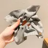 Scrunchie de rede colorido e oversized com alta elasticidade e alto apelo estético, acessório de cabelo multicamadas estilo francês