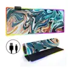 Mouse Pad Luminoso RGB Fluido Abstrato Teclado Gamer E-Sports Pad Espessado para Mesa de Escritório LED Colorido Tamanho Grande
