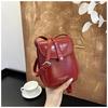 Bolsa Transfronteiriça de Celular em PU Feminina Nova Coleção Primavera/Verão 2026 Versátil com Alça de Ombro Moda Texturizada Bolsa Transversal Bolsa Sela