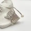 Anillo de Plata de Ley 925 con Líneas Geométricas Texturizadas para Mujer Diseño de Lujo Ligero Sentido Estético Mano de Obra Pesada Estilo Frío INS Anillo de Dedo de Nicho