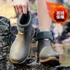 Botas de Chuva Estilo Novo 2026 com Forro de Lã para Aquecimento, Botas de Chuva Curtas no Tornozelo, Sapatos de Água Impermeáveis com Solado Grosso da Moda, Sapatos de Cozinha Atacado
