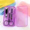 Set de Cortauñas Casa Mini Caja de Plástico Set de 4 Piezas Herramientas de Belleza Manicura Set de Regalo Set de Cortauñas
