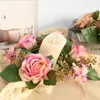 Guirnalda de Candelabro de Flores Silvestres Pequeñas con 3 Rosas Simuladas Decoración del Hogar para el Día de San Valentín Guirnalda de Decoración de Mesa para Halloween