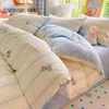 Jieliya Algodón Puro Leche Polar Versión AB Juego de Cuatro Piezas Adecuado para Todas las Estaciones Funda de Edredón de Leche Polar Engrosada Sábana Bajera Venta al por Mayor Disponible