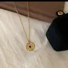 Colar pingente vintage de gota d'água, cacho de uvas e peixinho para mulheres, corrente de suéter de nicho de luxo leve, acessório para pescoço longo