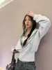 Sudadera corta con capucha personalizada para mujer, nuevo estilo otoño 2026, fina y de corte holgado, estilo coreano de principios de otoño, adecuada para figuras petite