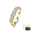 Anillo de Cinco Piedras Graduado Bañado en Platino Plata S925 Anillo Clásico de Cuatro Garras de Moissanita Joyería Popular Transfronteriza Ligera