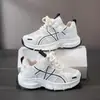 Zapatos Deportivos de Malla Simple para Niños 2026 Primavera Nuevo Estilo Suela Suave Antideslizantes Transpirables Modernos Versátiles Zapatos Casuales para Niños Mayores