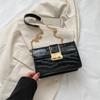 Bolso pequeño con textura de bloqueo para mujer, estilo Hong Kong, nuevo estilo, estilo occidental, bandolera con cadena para el hombro, verano 2024