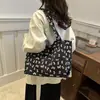 Bolsa de Mão Grande com Estampa de Laço Feminina 2024 Nova Bolsa de Ombro Estilo Coreano Bolsa Tote para Sair Bolsa Grande