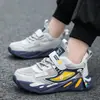 Zapatos para Niños Zapatos Deportivos 2026 Verano Malla Transpirable Suela Suave Zapatos para Correr Zapatos Casuales Zapatos de Malla Estudiantes de Primaria Modernos