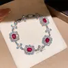 Pulsera de Flor Ovalada con Zirconia Bañada en Oro Real Estilo Palacio Francés, Pulsera de Lujo Ligero de Gama Alta, Joyería de Mano Exquisita de Nicho
