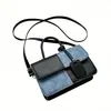 En Stock de Fábrica Invierno 2023 Nuevos Bolsos de Moda Urbana y Artículos de Cuero Color Sólido Bolso Cuadrado Pequeño Bolso de Mano para Mujer Pequeño de PU