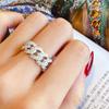 Anillo de cadena de diamantes con microincrustaciones en un moderno diseño de nicho, ligero, lujoso, estilo frío, elegante, combina con todo, estilo de celebridad de Internet.