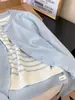 Cárdigan de punto de manga larga a rayas azules de dos piezas falsas para primavera y otoño para mujer, camiseta base a rayas, abrigo de otoño e invierno