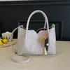 Bolso Cubo Portátil Estilo Coreano para Mujer 2026 Otoño Moda Tendencia Gran Capacidad Bolso de Hombro de Gama Alta Bolso Cruzado para Viajes