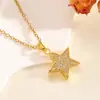 Dulce y Versátil Joyería de Estrella Cadena de Acero Inoxidable Estrella Colgante de Estrella de Mar de Cinco Puntas de Alta Gama Collar Incrustado de Diamantes para Mujer