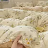 Juego de Cama de Gasa de Doble Capa Clase A de Cuatro Piezas, Muy Hermoso Juego Individual de Tres Piezas para Dormitorio