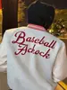 Chaqueta de Béisbol Retro Americana Resistente con Bloques de Color y Bordado de Letras para Hombre, Versátil Chaqueta de Pareja para Primavera y Otoño