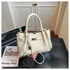 Bolso Retro de Moda y Alta Gama para Mujer, Nuevo Estilo Invierno 2026, Bolso de Hombro Casual y Elegante, Bolso Cruzado Versátil para el Trabajo