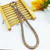Bestseller transfronterizo: Correa de teléfono tipo pulsera de diamantes completos, accesorio de teléfono para muñeca estilo ins, colgante de teléfono corto para mujer