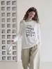 Camiseta estilosa branca com estampa, ombro a ombro, manga longa para mulheres, top camisola casual de outono, slim fit, puro desejo