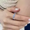 Recomendaciones de Xiaohongshu: Anillos de Estrella Súper Dulces para Mujer, Anillo Dulce y Fresco de Estrella de Cinco Puntas Nicho Anillo Brillante Lago de Estrellas Anillos de Resina