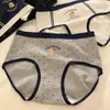 "Menina Cheia de Energia" Urso Macio de Algodão Roupa Íntima Feminina Estilo Britânico, Cuecas 100% Algodão para Meninas