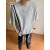 Camiseta estilo americano de manga corta diseñada para el verano, moderna tanto para hombres como para mujeres, top de manga corta con cremallera, corte holgado, colores contrastantes, cuello redondo