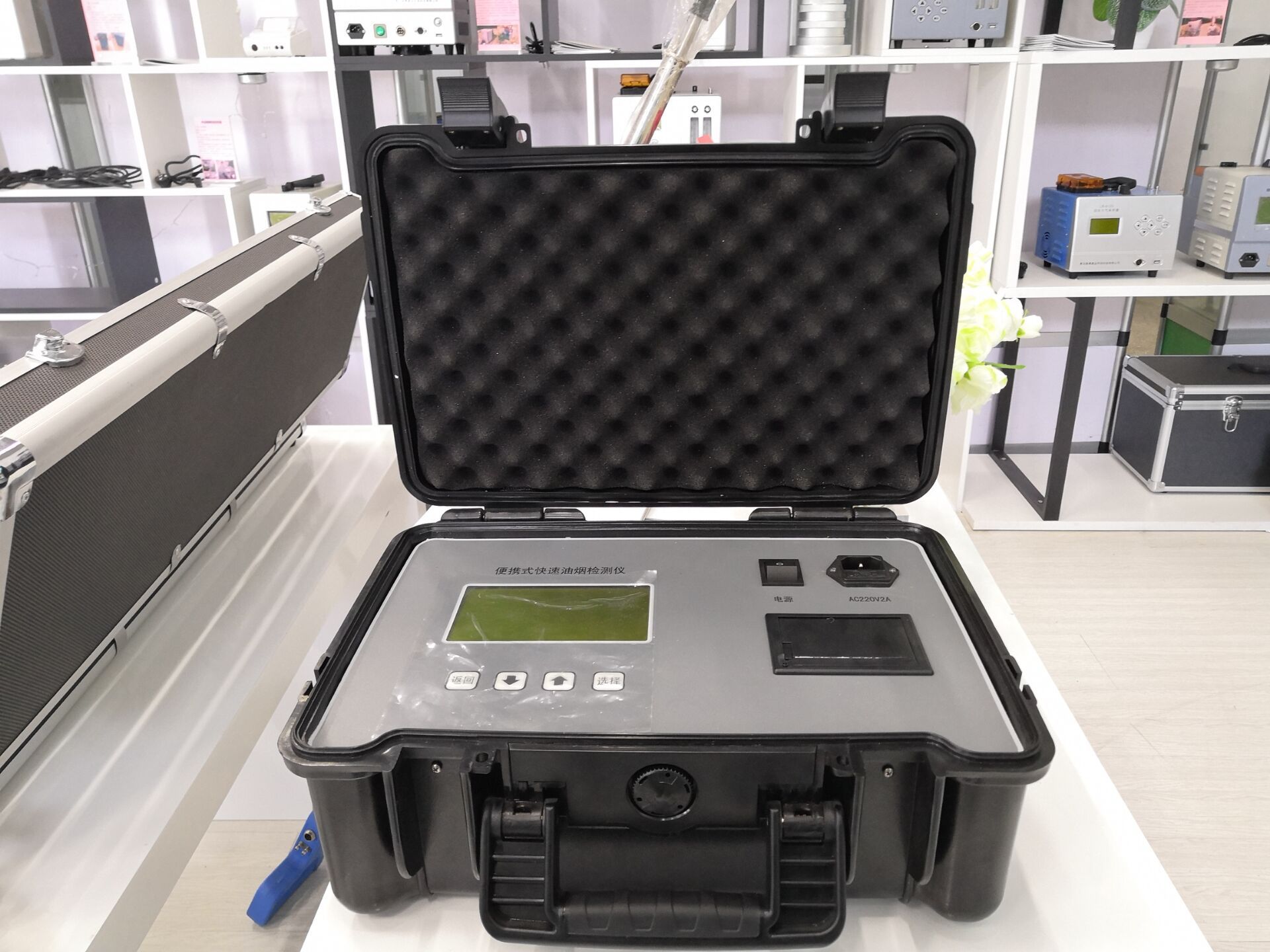 LB-7020便携式(直读式)快速油烟监测仪 (1)