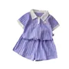 Novo Conjunto de Duas Peças Verão Infantil com Listras Verticais Florais, Manga Curta e Shorts, Roupa Infantil de Comércio Exterior, Conjunto Casual para Bebês Meninas, Estilo da Moda