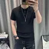 Camisa Polo de Punto de Manga Corta para Hombre con Cuello Solapa Rayas Verticales Estilo Old Money Negocios Gama Alta Verano Venta al por Mayor de Fábrica Transfronteriza