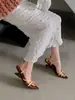 Zapatos de tacón alto sin tacón estilo francés Chuyuji, de nicho, elegantes, que no cansan los pies, impresionantes sandalias romanas tejidas de tacón de cuña y punta fina para mujer