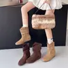 Botines cortos de moda para mujer 2026 con suelas gruesas y caña ancha, estilo otoño, adelgazantes y que aumentan la altura, color café