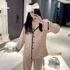 Elegante Pijama Floral para Niña con Lazo, Conjunto de Dos Piezas Manga Larga y Pantalón Largo para Primavera y Otoño, Ropa de Casa para Dormitorio Estudiantil