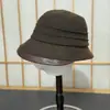 Sombrero retro para mujer sombrero de pescador adelgazante cara ala ancha textura arrugada versátil para exteriores sombrero de cubo color liso sombrero tipo cubeta simple
