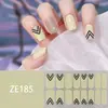 ZE16 refere-se a adesivos de unha estilo europeu e americano com grandes blocos de cor, estampas de leopardo, xadrez, estrelas, listras, e ornamentos para unhas.